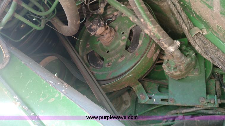 image for item K1230 1983 John Deere 7720 Turbo RWA combine