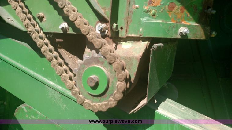 image for item K1230 1983 John Deere 7720 Turbo RWA combine