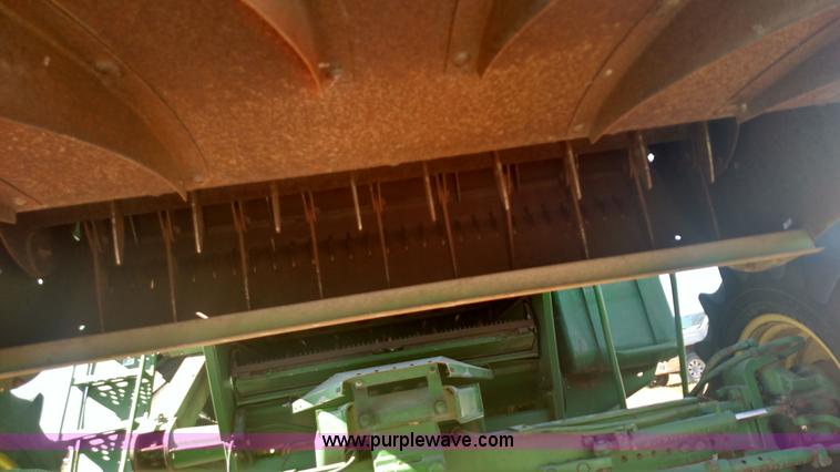 image for item K1230 1983 John Deere 7720 Turbo RWA combine