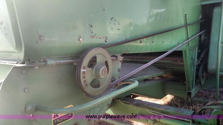 image for item K1230 1983 John Deere 7720 Turbo RWA combine