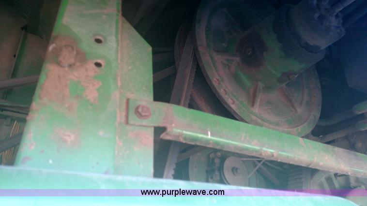 image for item K1230 1983 John Deere 7720 Turbo RWA combine