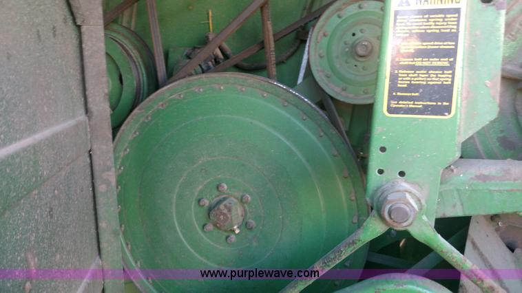 image for item K1230 1983 John Deere 7720 Turbo RWA combine