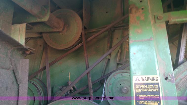 image for item K1230 1983 John Deere 7720 Turbo RWA combine