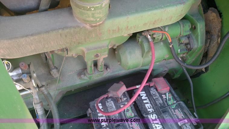 image for item K1230 1983 John Deere 7720 Turbo RWA combine