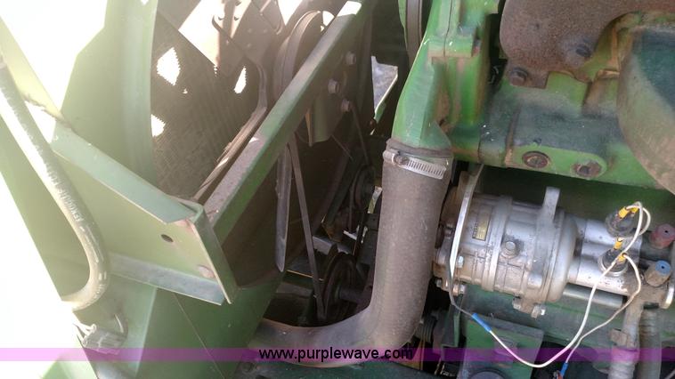 image for item K1230 1983 John Deere 7720 Turbo RWA combine