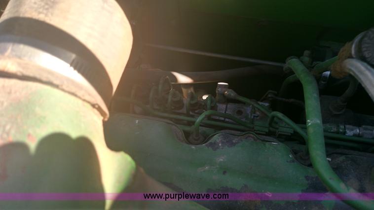 image for item K1230 1983 John Deere 7720 Turbo RWA combine