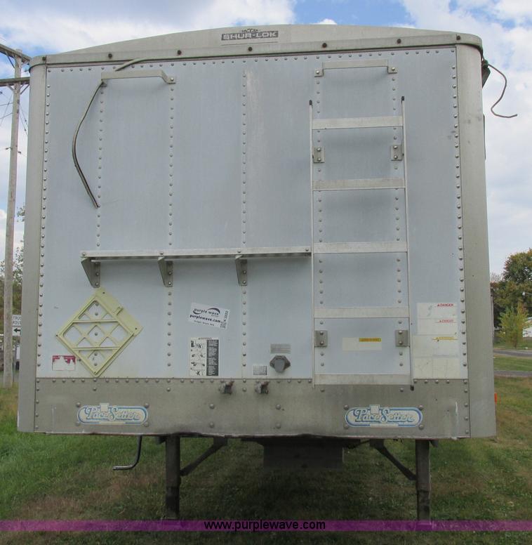 image for item K2222 1995 Wilson DWH400 double hopper bottom grain trailer