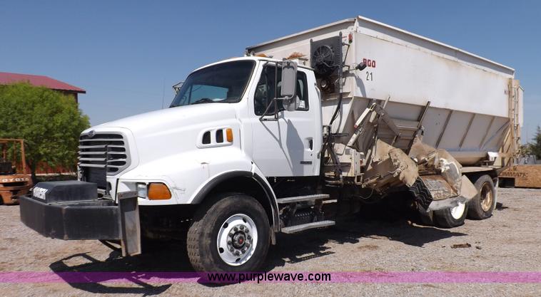 image for item K3879 2005 Sterling LT8500 feed truck