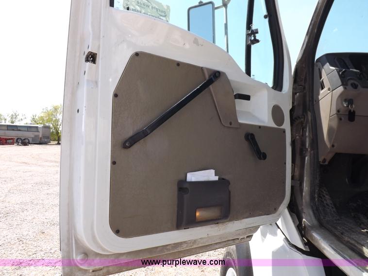 image for item K3879 2005 Sterling LT8500 feed truck