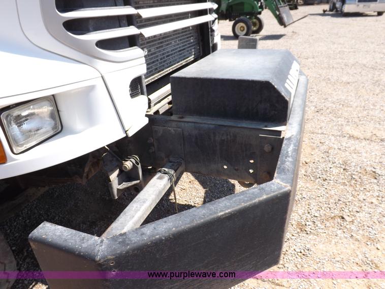 image for item K3879 2005 Sterling LT8500 feed truck