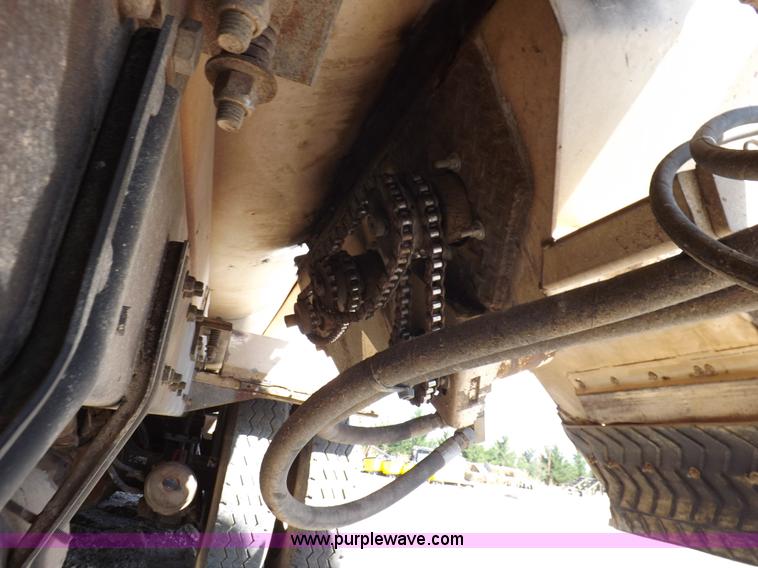 image for item K3879 2005 Sterling LT8500 feed truck