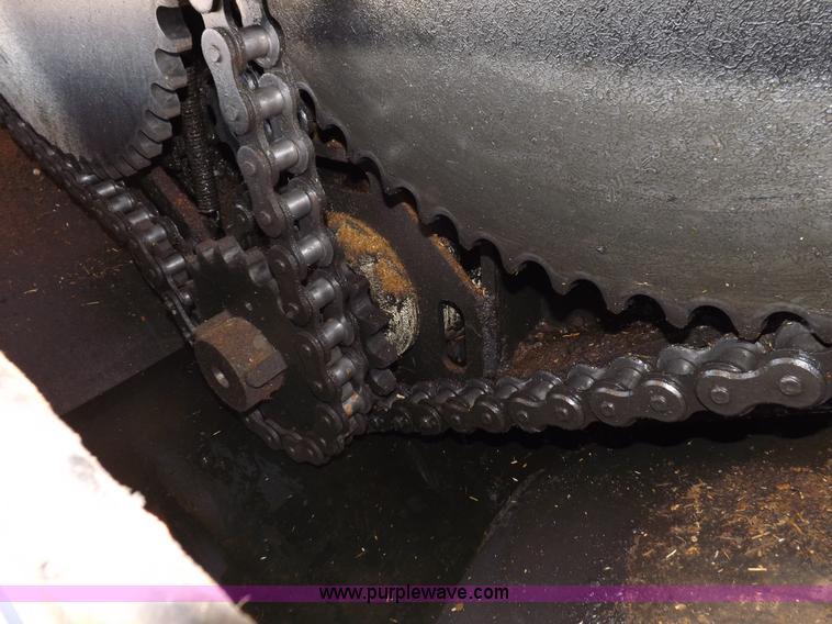 image for item K3879 2005 Sterling LT8500 feed truck