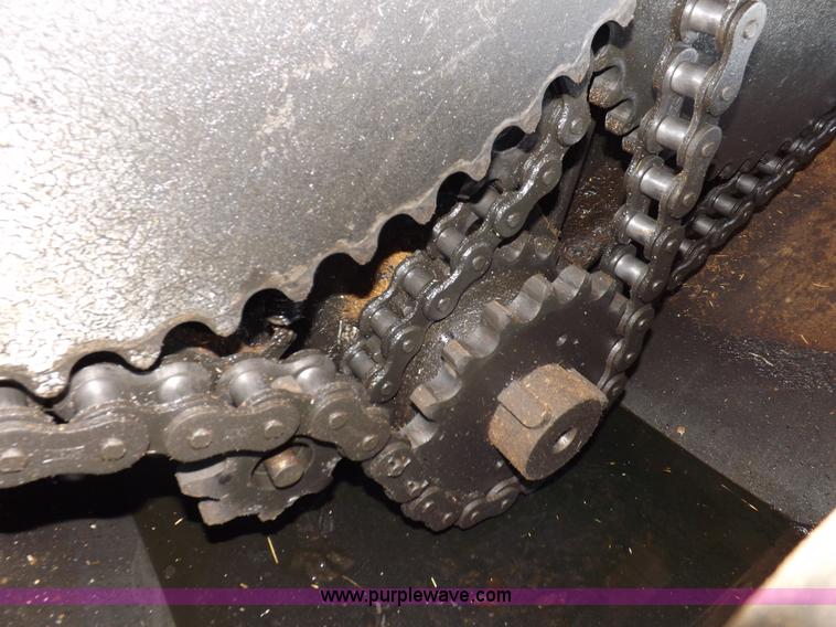 image for item K3879 2005 Sterling LT8500 feed truck