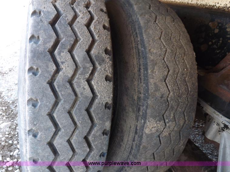 image for item K3879 2005 Sterling LT8500 feed truck