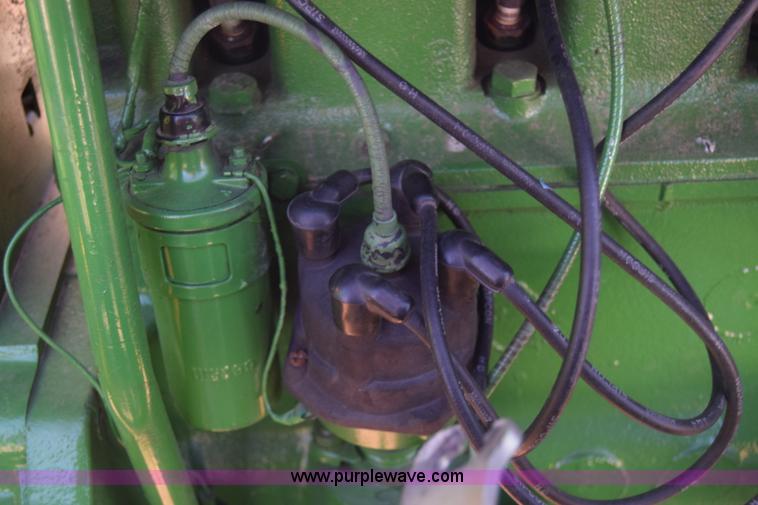 image for item K4787 John Deere 3010 tractor