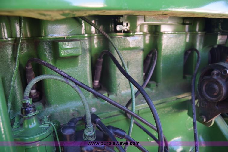 image for item K4787 John Deere 3010 tractor