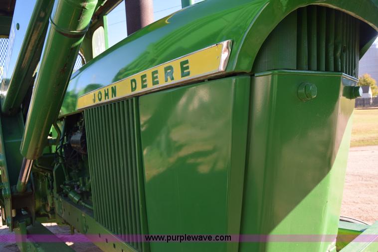 image for item K4787 John Deere 3010 tractor