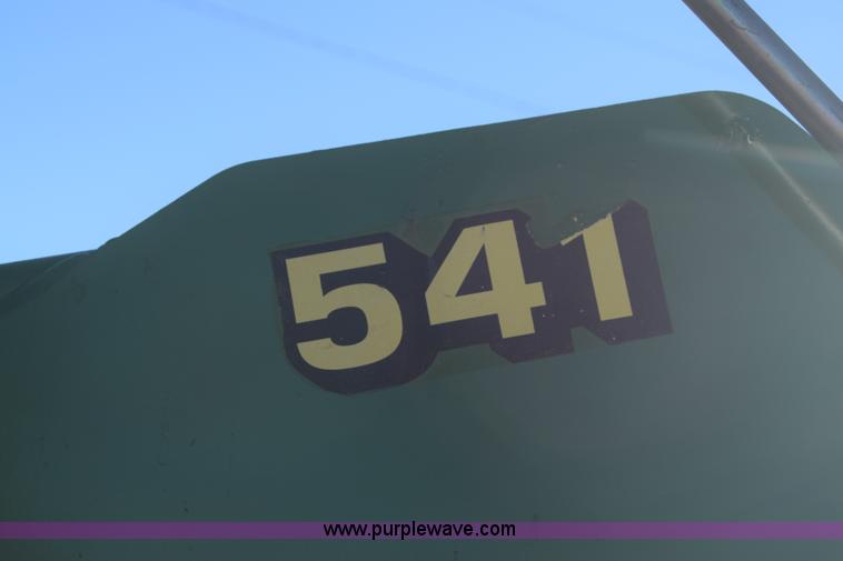 image for item K4787 John Deere 3010 tractor