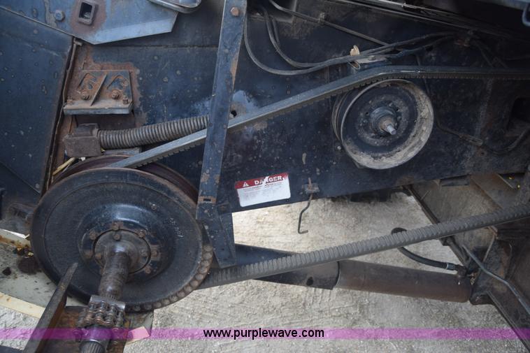 image for item K4849 1979 Gleaner N7 combine