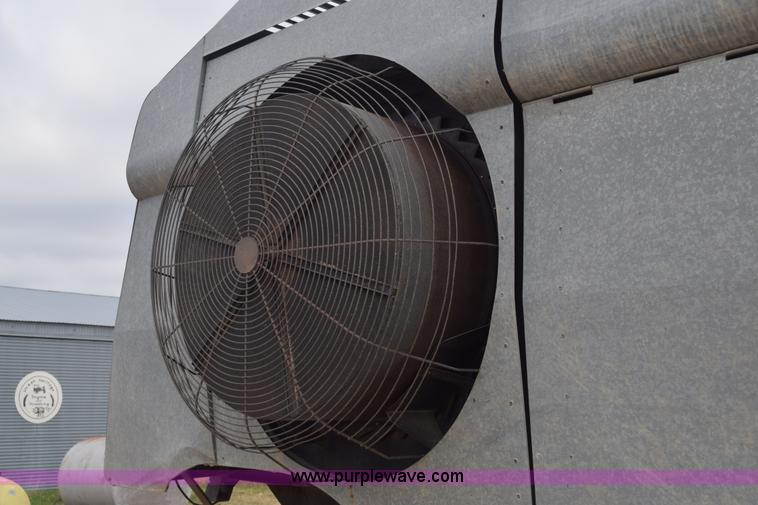 image for item K4849 1979 Gleaner N7 combine