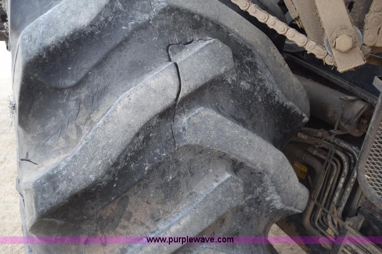 image for item K4849 1979 Gleaner N7 combine