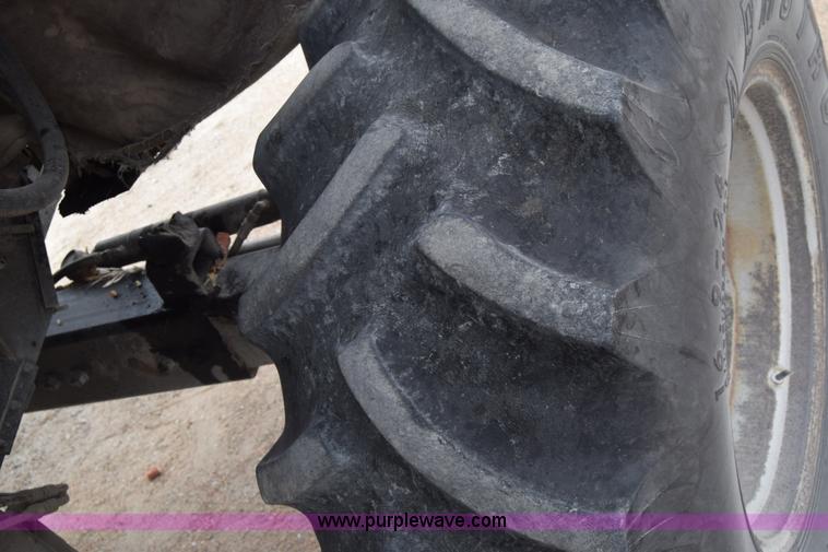 image for item K4849 1979 Gleaner N7 combine