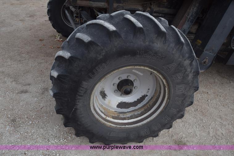 image for item K4849 1979 Gleaner N7 combine