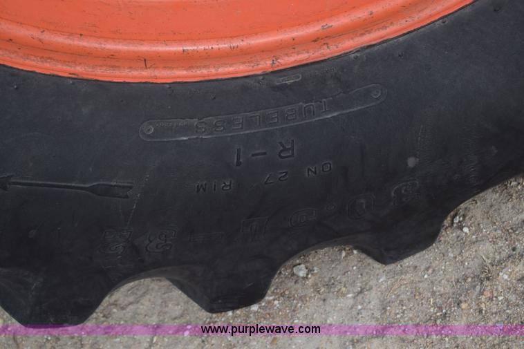 image for item K4849 1979 Gleaner N7 combine