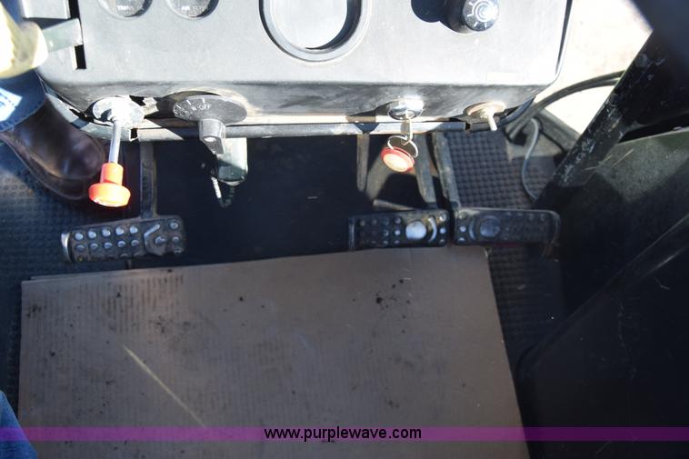 image for item K4855 John Deere 4230 tractor