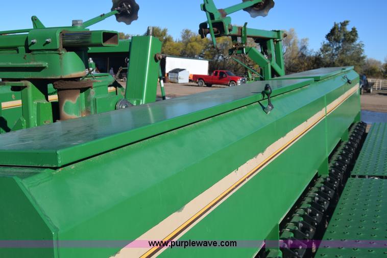 image for item K4856 Great Plains 2SF-30 grain drill