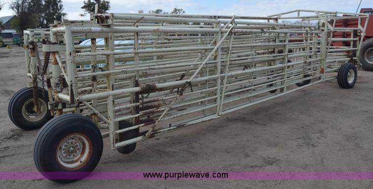 image for item K4883 Wilson portable corral