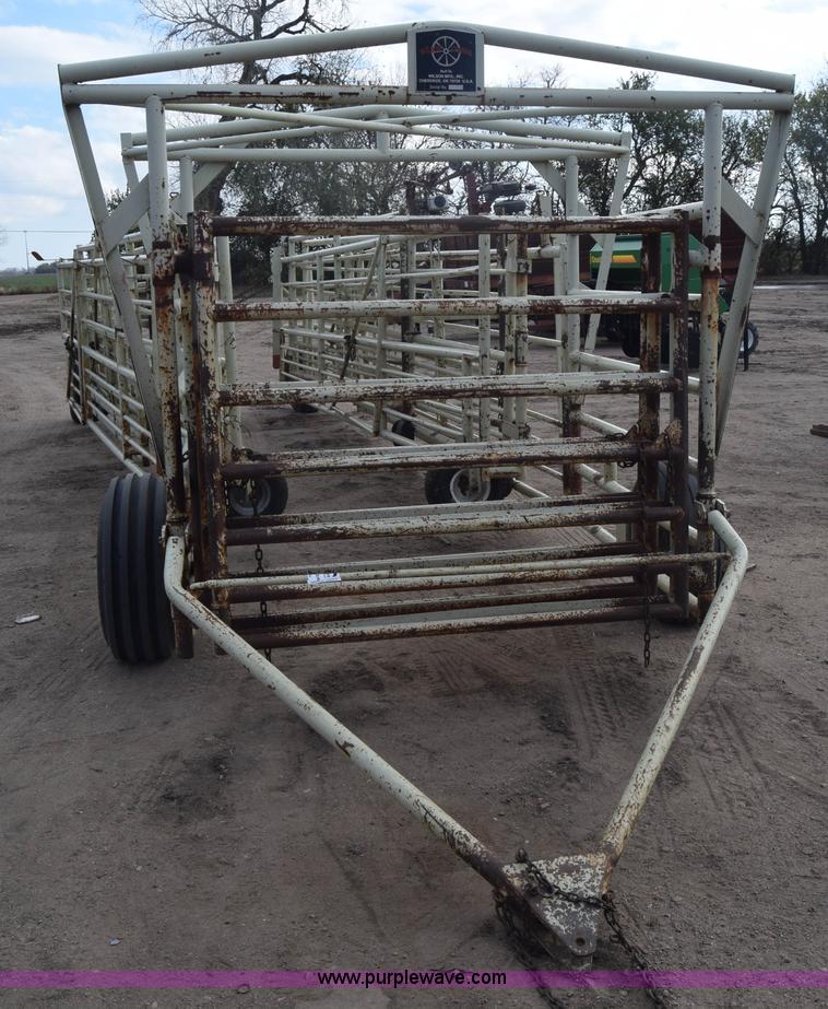 image for item K4883 Wilson portable corral