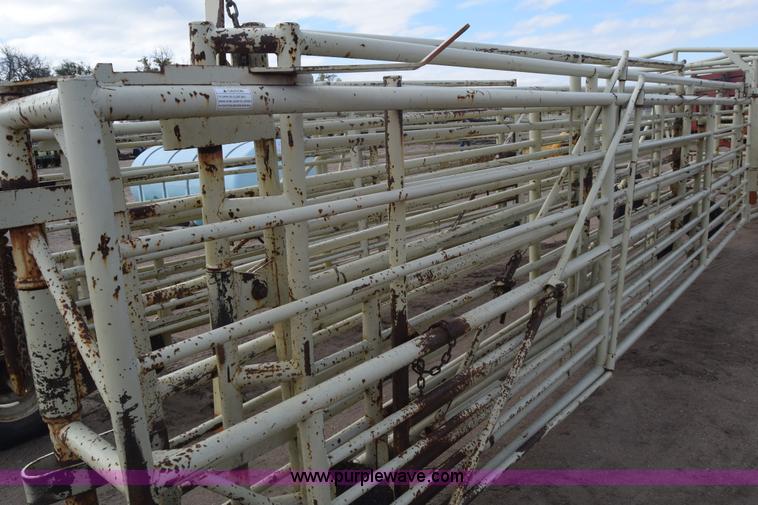 image for item K4883 Wilson portable corral