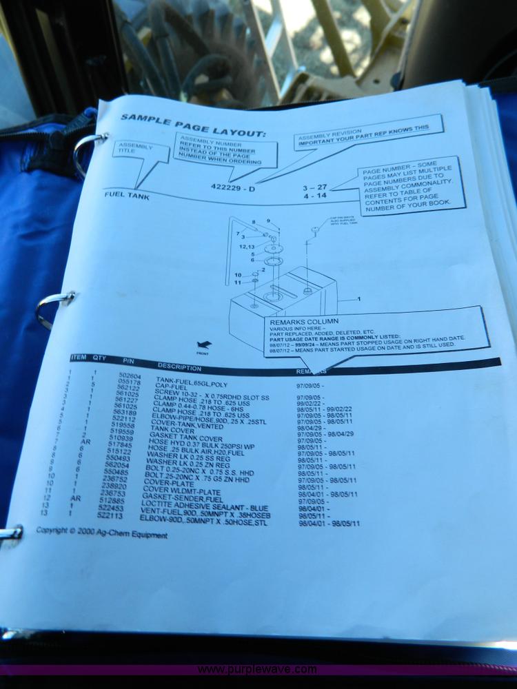 image for item K8202 2000 Ag-Chem RoGator 1254 self-propelled sprayer