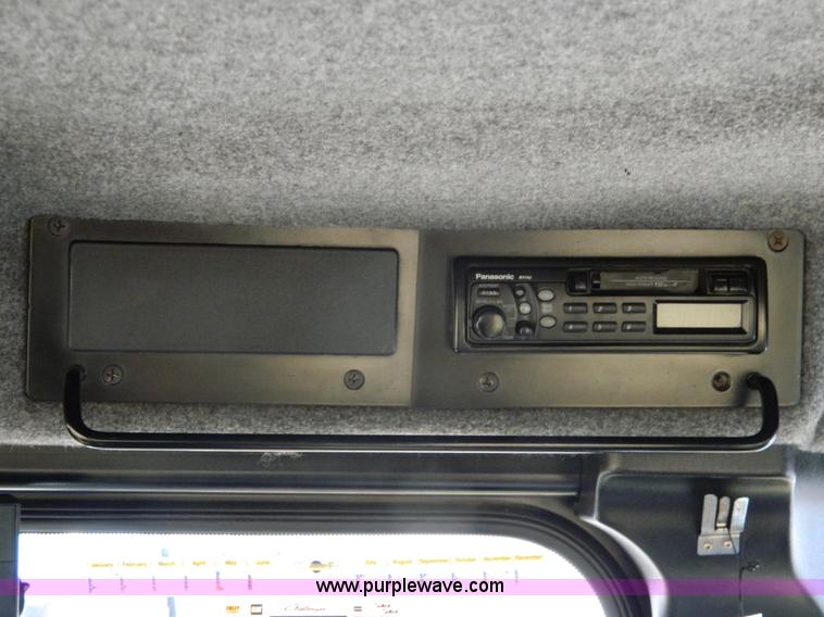 image for item K8202 2000 Ag-Chem RoGator 1254 self-propelled sprayer