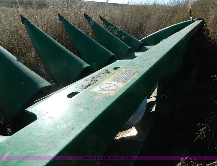 image for item K8205 2012 John Deere 612C corn head