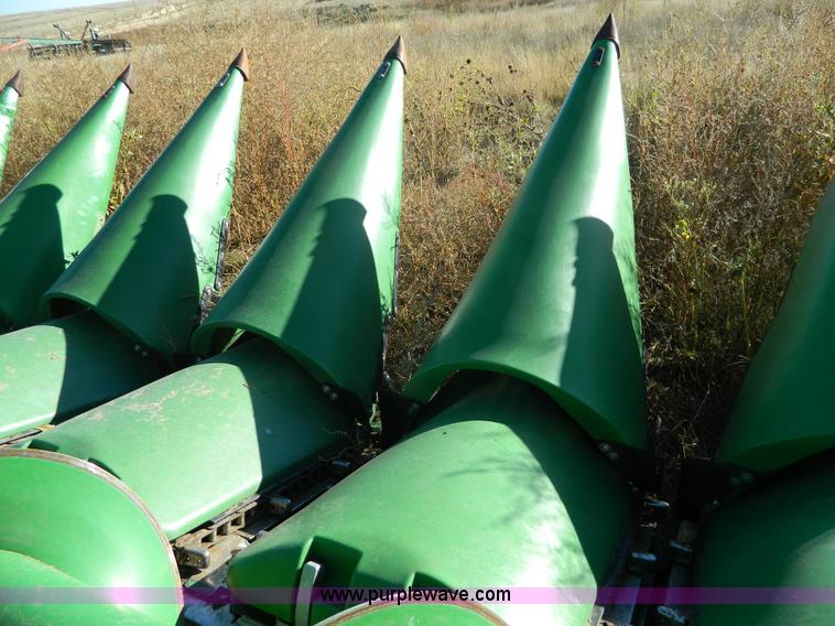 image for item K8205 2012 John Deere 612C corn head