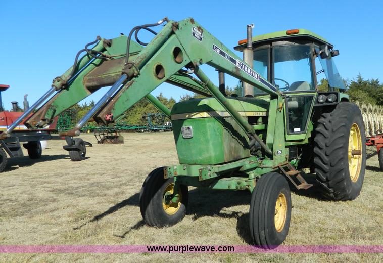 image for item K8210 1975 John Deere 4230 tractor