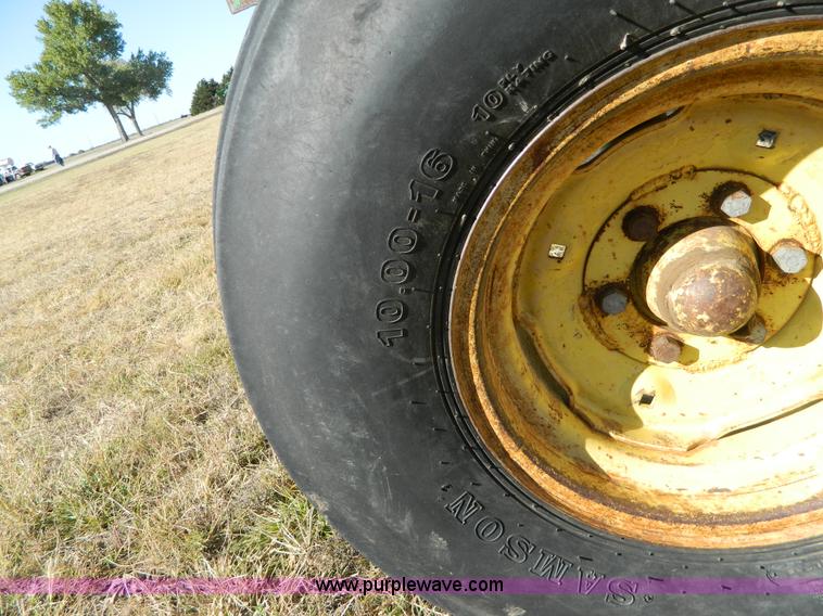 image for item K8210 1975 John Deere 4230 tractor