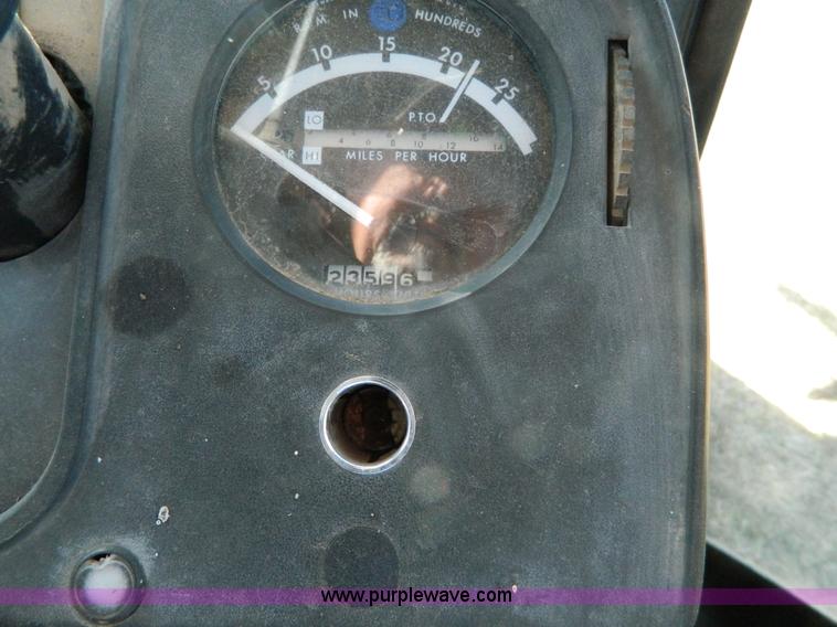 image for item K8210 1975 John Deere 4230 tractor