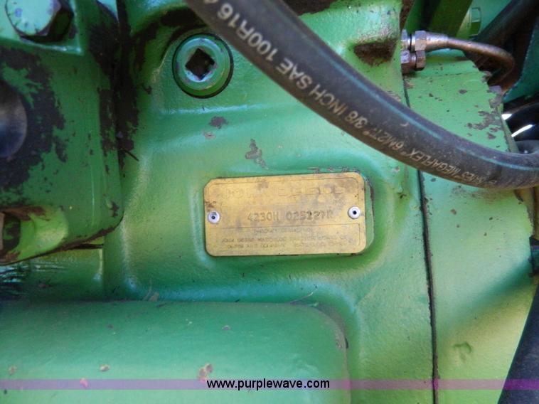 image for item K8210 1975 John Deere 4230 tractor