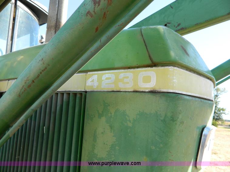 image for item K8210 1975 John Deere 4230 tractor