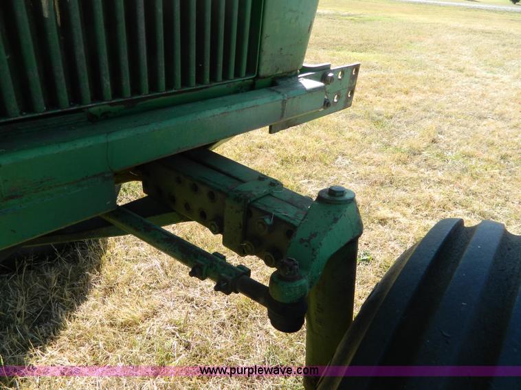 image for item K8210 1975 John Deere 4230 tractor