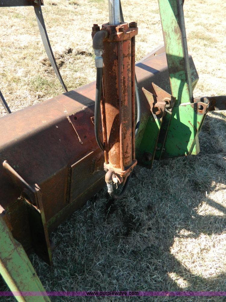 image for item K8210 1975 John Deere 4230 tractor