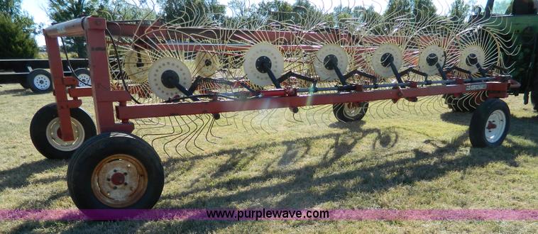 image for item K8211 H&S BF124C hi-capacity hay rake
