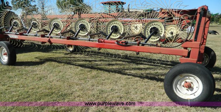 image for item K8211 H&S BF124C hi-capacity hay rake