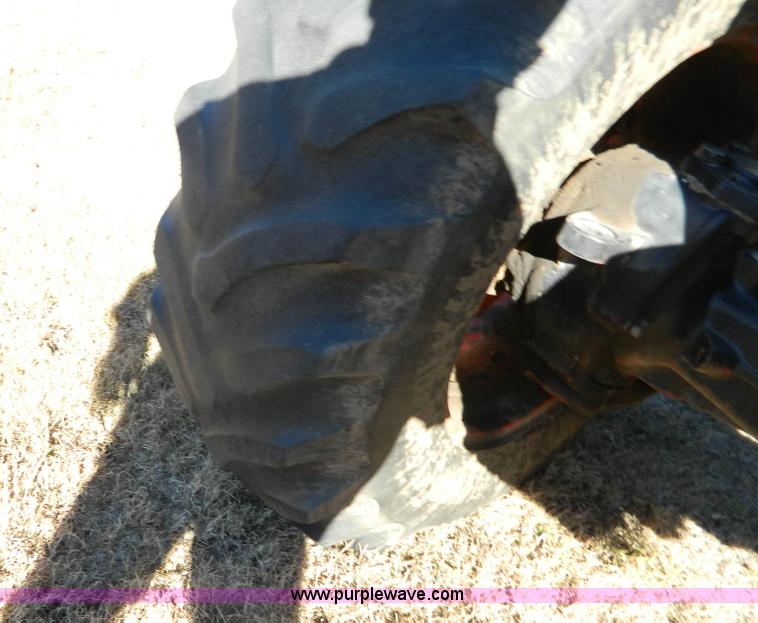 image for item K8237 Case IH 3294 MFWD tractor