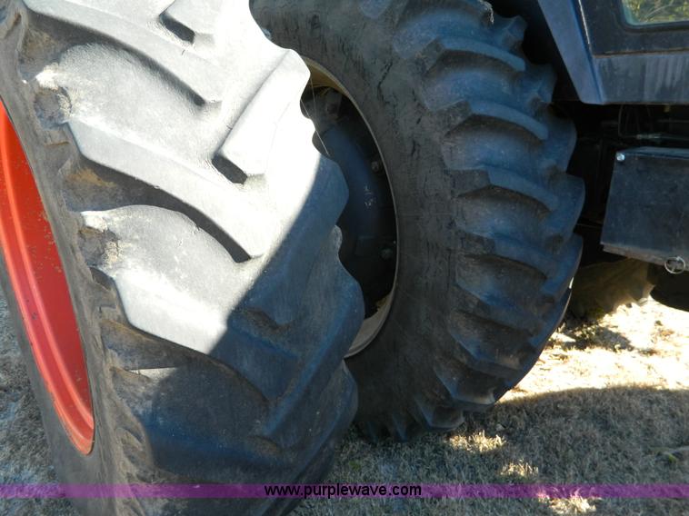 image for item K8237 Case IH 3294 MFWD tractor