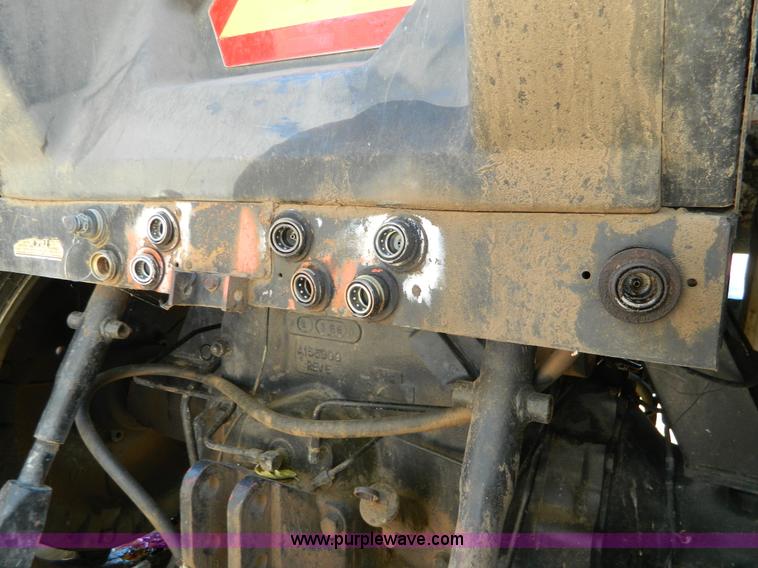 image for item K8237 Case IH 3294 MFWD tractor