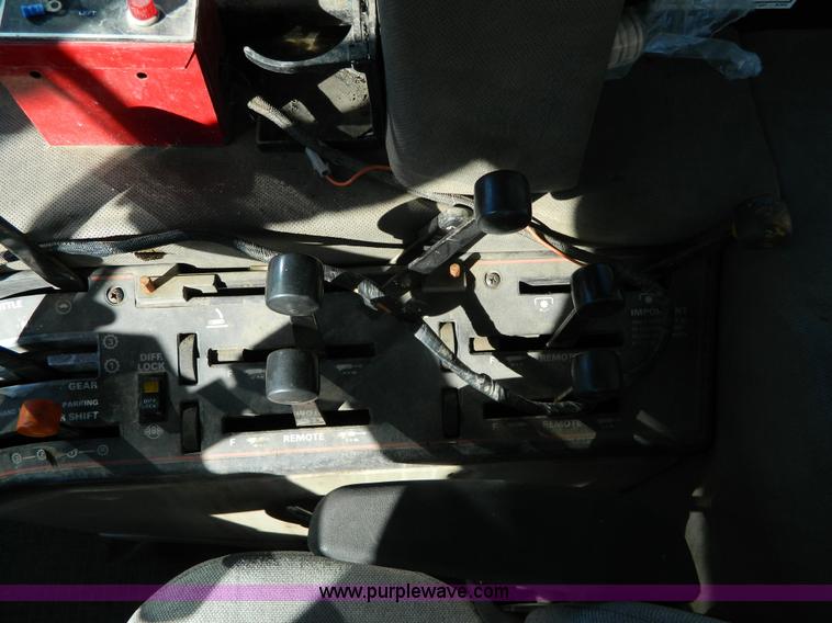 image for item K8237 Case IH 3294 MFWD tractor